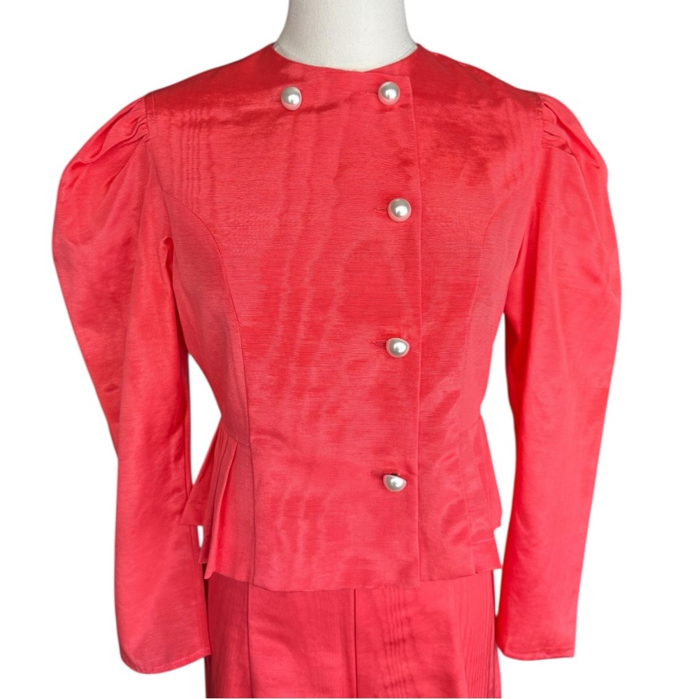 NWT BATSHEVA Set- Kat Jacket & Ruffle Pant in Coral Size: 2 - Picture 3 of 12